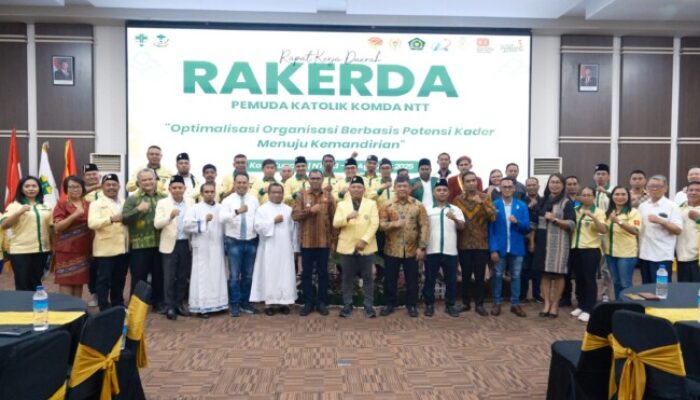 Dorong Kemandirian Kader, Wagub NTT Ajak Pemuda Katolik Masuk ke Ruang Ekonomi Kreatif dan Kolaborasi Lintas Sektor