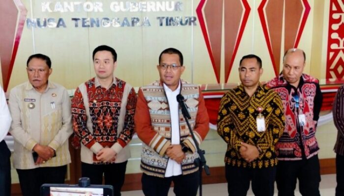 RUPS LB Bank NTT : PLT Dirut Yohanes Landu Praing Diperpanjang, Rahmat Saleh Dir Operasional dan SDM