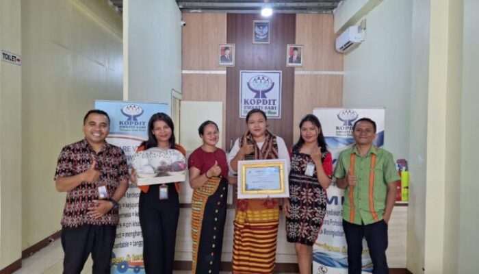 Maria Ivona Agur, Anggota Disiplin Kopdit Swasti Sari Manggarai Barat Raih Penghargaan