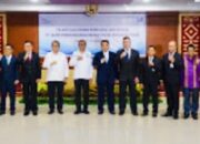 Gubernur Melki Laka Lena Lantik Direksi dan Komisaris Baru Bank NTT