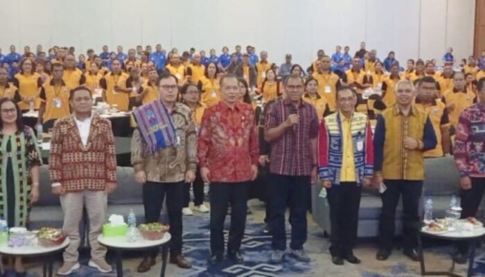 Menteri Koperasi RI Buka RAT ke – 37 Kopdit Swasti Sari di Kupang | Tekankan Kembali Nilai Ekonomi Gotong Royong
