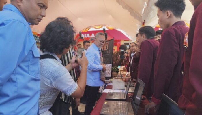 Zulkifli Hasan Dorong Pemanfaatan Teknologi Digital untuk Wujudkan Swasembada Pangan di NTT