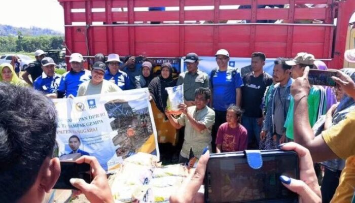 Gerak Cepat PAN NTT, Ahmad Yohan Pimpin Penyaluran 5.000 Paket Sembako untuk Korban Gempa di 6 Wilayah