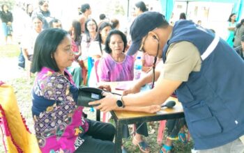 Antusias Warga Ruteng Sambut Layanan Kesehatan Gratis dari  Medco Foundation dan FTBM
