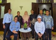 Bertepatan dengan Hari Kesaktian Pancasila, CEO KRQA-SQC Dr. Karolus Karni Lando Bersilaturahmi ke Kediaman Jokowi